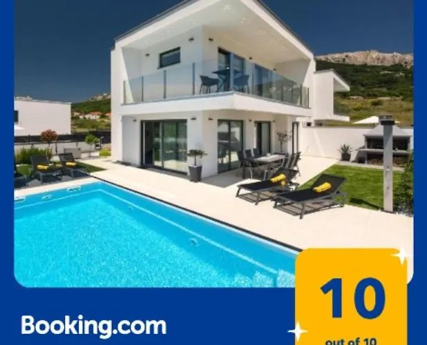 Villa Supernus With Heated Pool