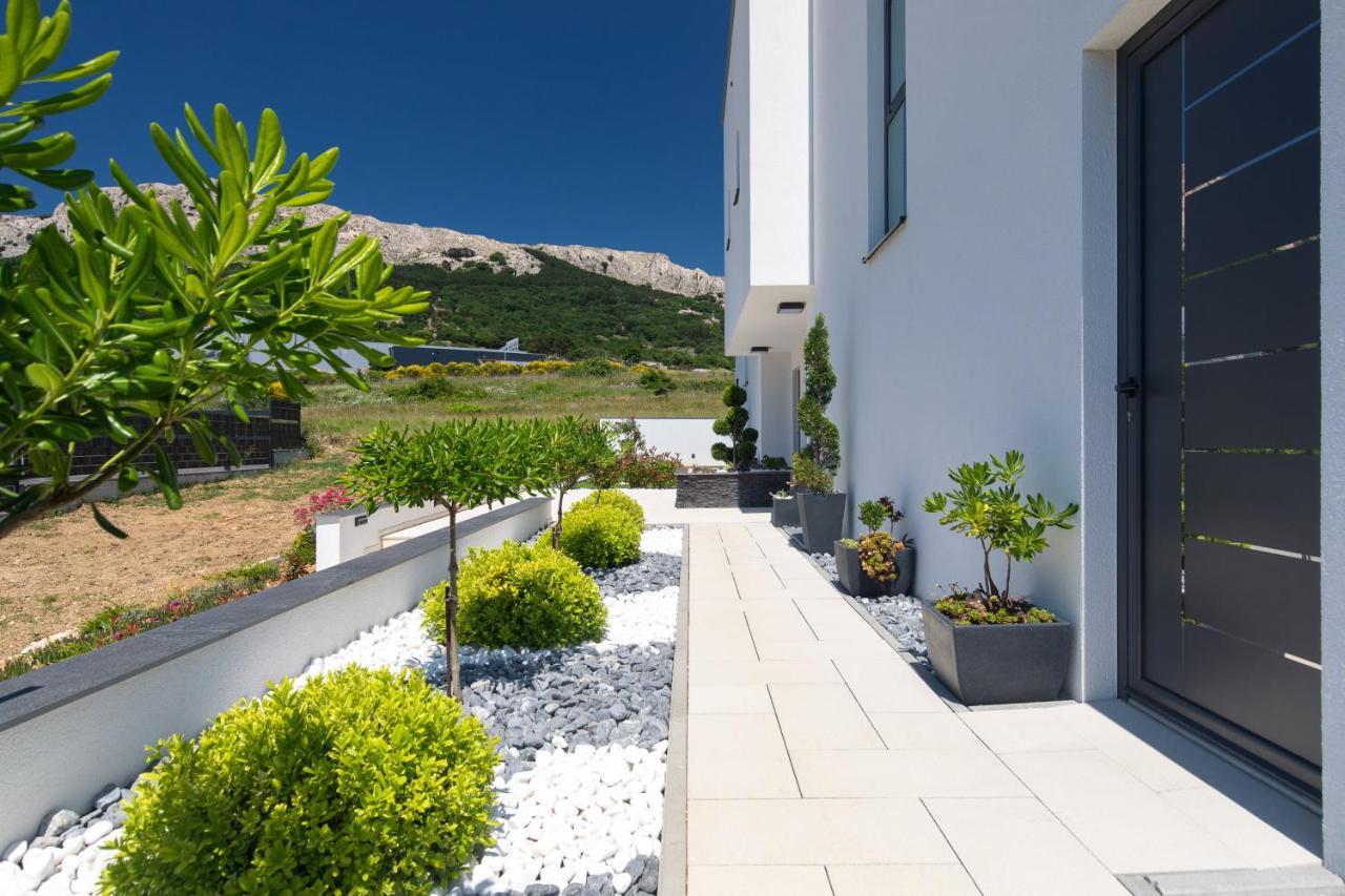 Supernus Villa *